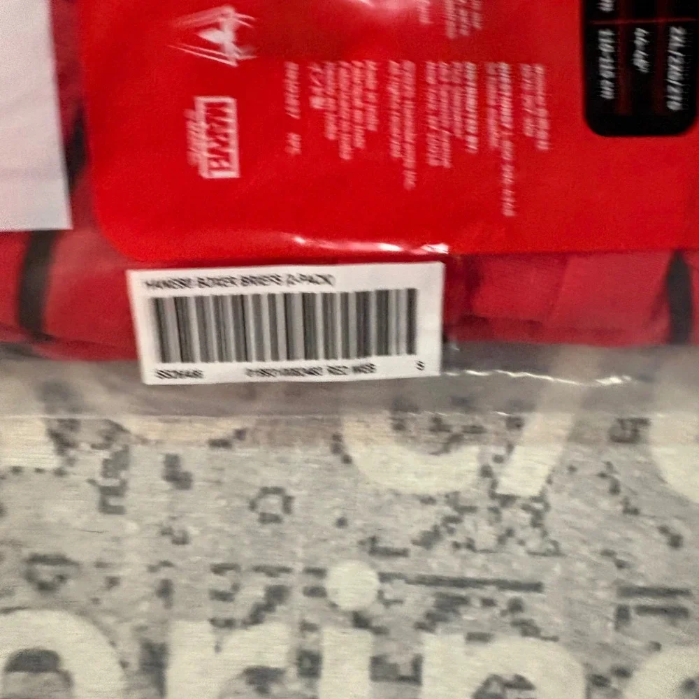 Supreme logo collaboration comfortable